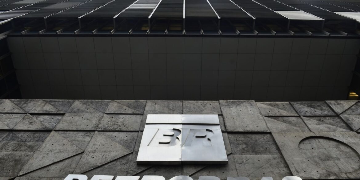 diretor-da-petrobras-atribui-queda-na-bolsa-a-montante-de-dividendos
