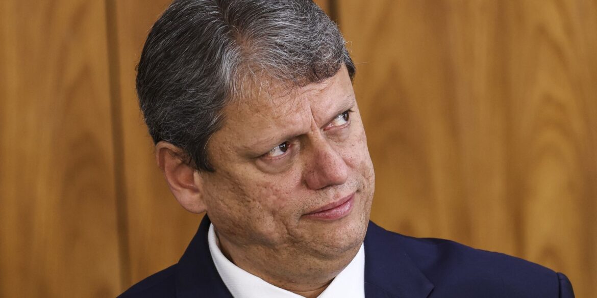 deputado-pede-inquerito-contra-tarcisio-apos-falas-contra-stf