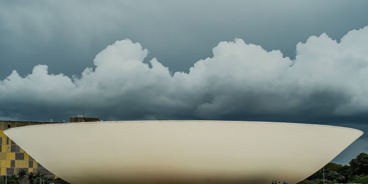 deputados-pedem-investigacao-federal-sobre-megaoperacao-no-rio