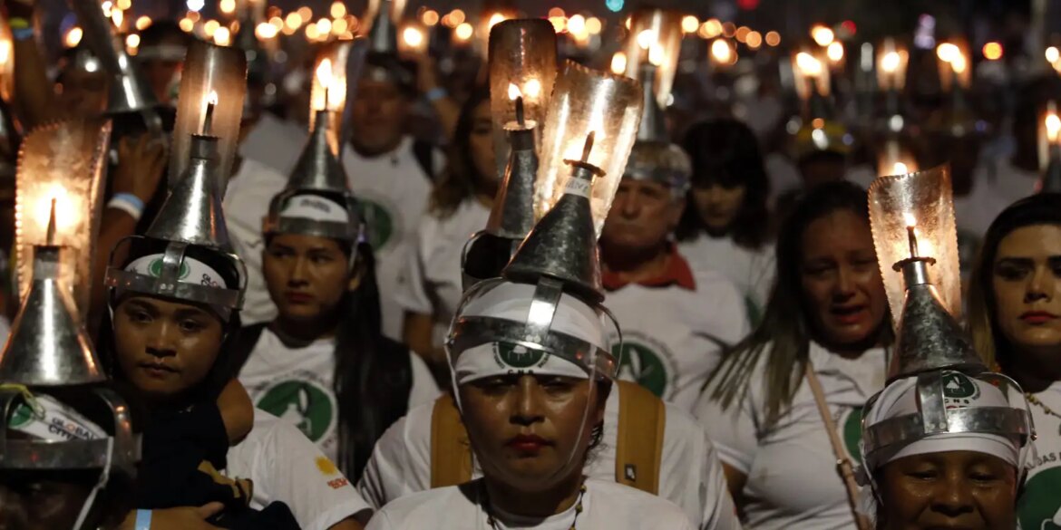 extrativistas-marcham-na-cop-por-reconhecimento-na-protecao-florestal