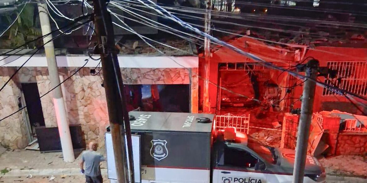 explosao-de-galpao-com-fogos-de-artificio-mata-uma-pessoa-em-sao-paulo