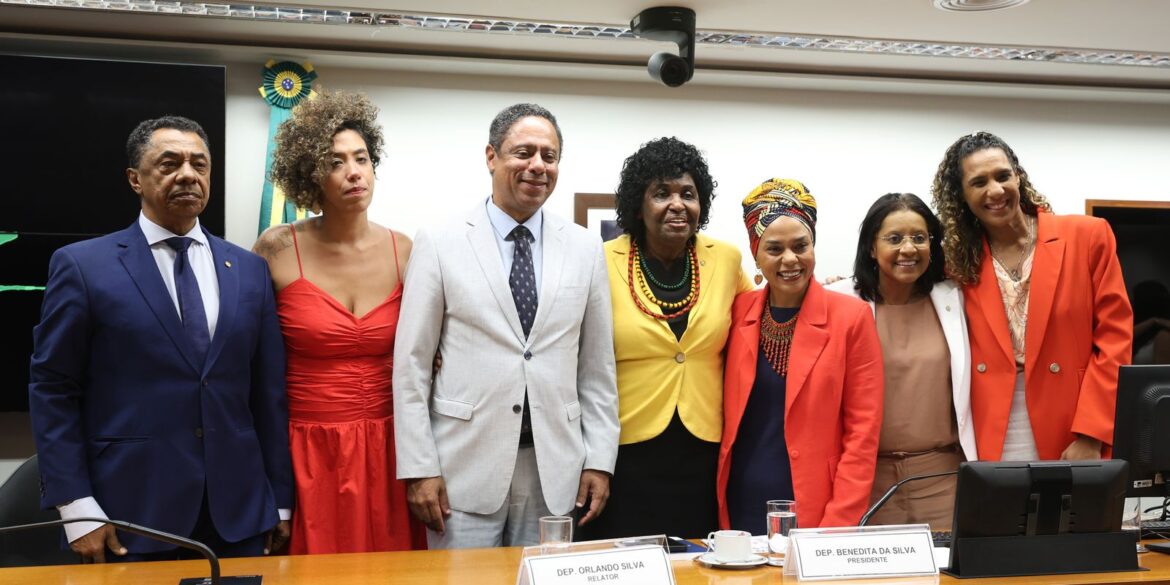 camara:-comissao-aprova-criacao-de-fundo-nacional-da-igualdade-racial