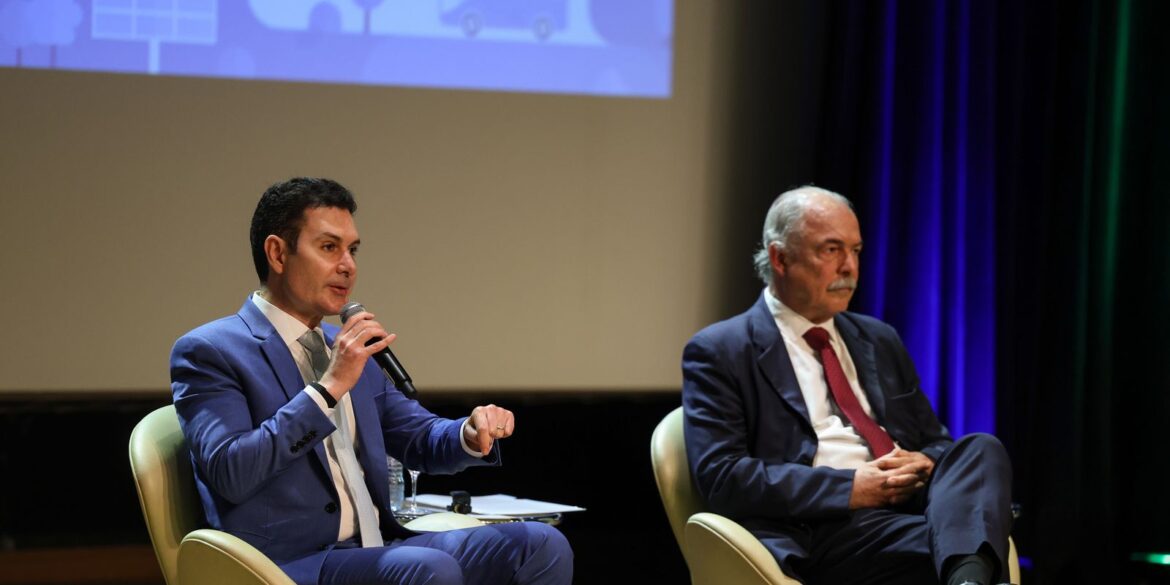 ministros-defendem-mais-parcerias-em-investimentos-em-infraestrutura