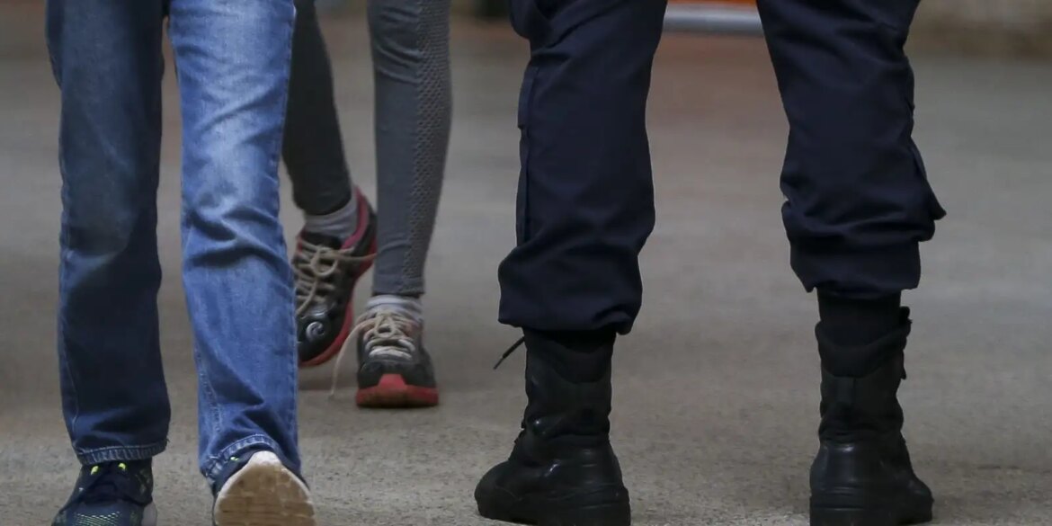 justica-suspende-regras-de-escolas-civico-militares-em-sp