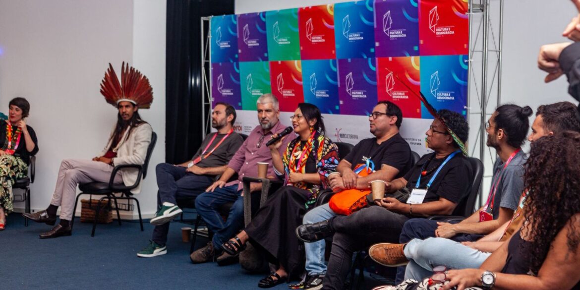 projeto-encontro-com-arariboia-reune-liderancas-indigenas-em-niteroi 