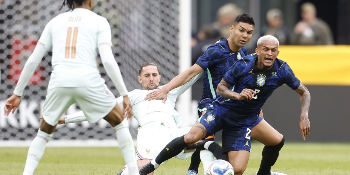 brasil-joga-mal-e-perde-de-2-a-1-para-a-franca-nos-eua