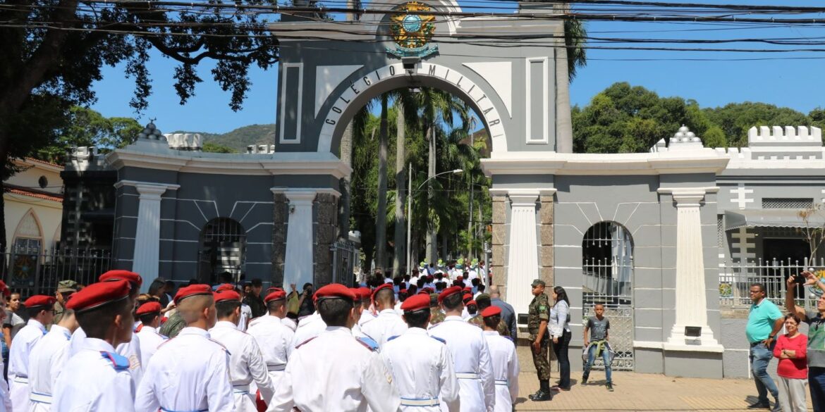 mpf-pede-que-colegio-militar-do-rio-suspenda-concurso para-professor