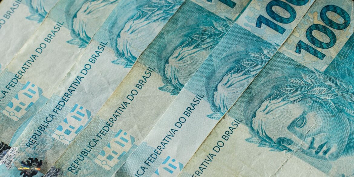 cmn-amplia-em-r$-2-bi-limite-de-credito-a-estados-e-municipios